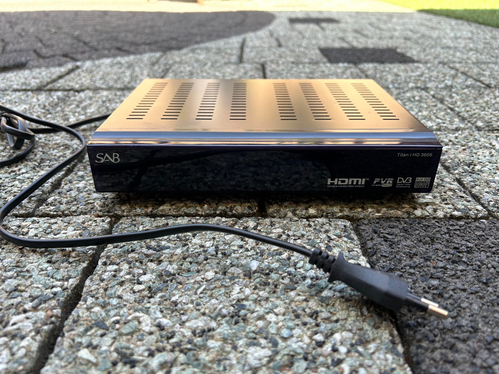 SAB Titan 1 HD 3606, Ophalen of Verzenden, Zo goed als nieuw, Decoder