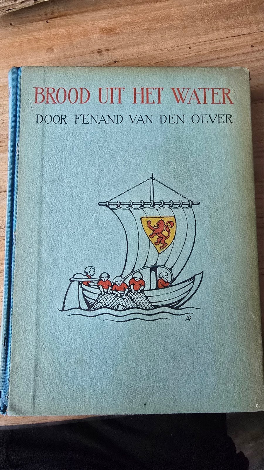Brood uit het water., Boeken, Ophalen of Verzenden, Gelezen, Fenand van den Oever, Nederland