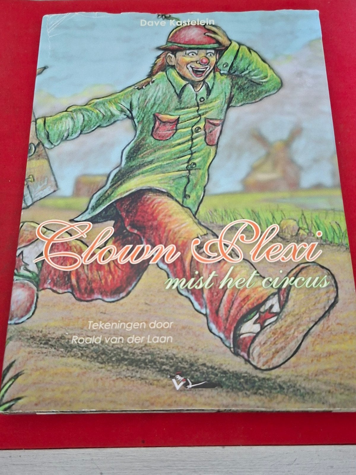 GESIGNEERD Clown Plexi mist het circus. Dave Kastelein., Boeken, Ophalen of Verzenden, Gelezen, Fictie algemeen