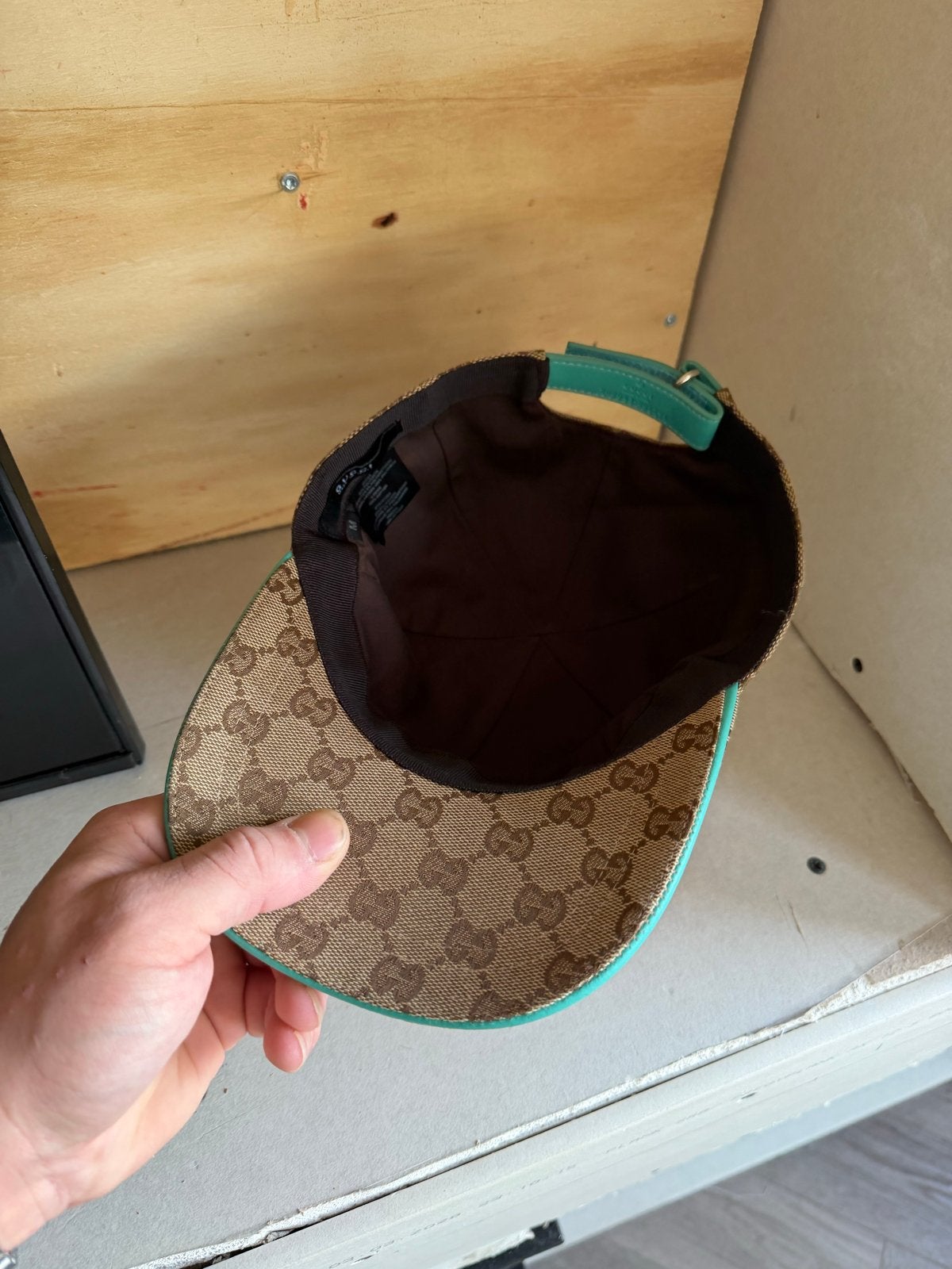Limited Edition Gucci Pet Maat M (Niet Origineel), Ophalen of Verzenden, Gedragen, Pet