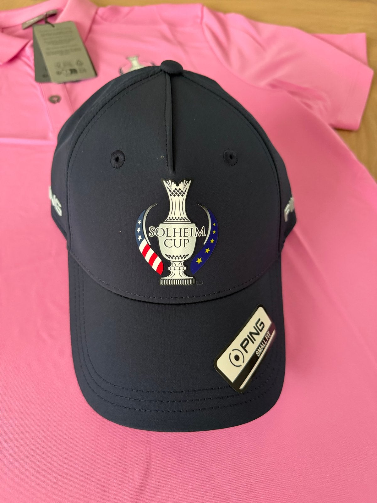 Nieuwe PING Solheim Cup Pet - Maat Small Fit, Sport en Fitness, Ophalen of Verzenden, Nieuw