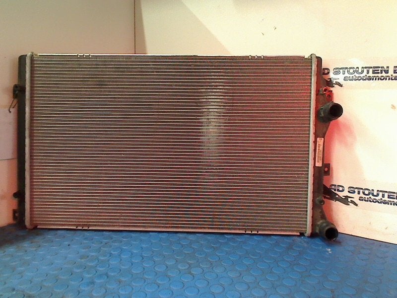 Radiateur Volkswagen Caddy Combi IV 2015 5K0121253D, Gebruikt, Volkswagen, Volkswagen AG, Kundenbetreuung@volkswagen.de