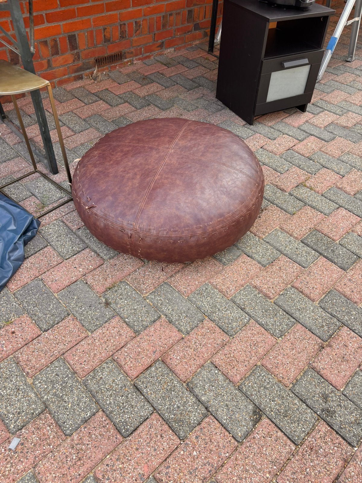 Leren ronde poef, Ophalen, Zo goed als nieuw, Rond, Minder dan 50 cm