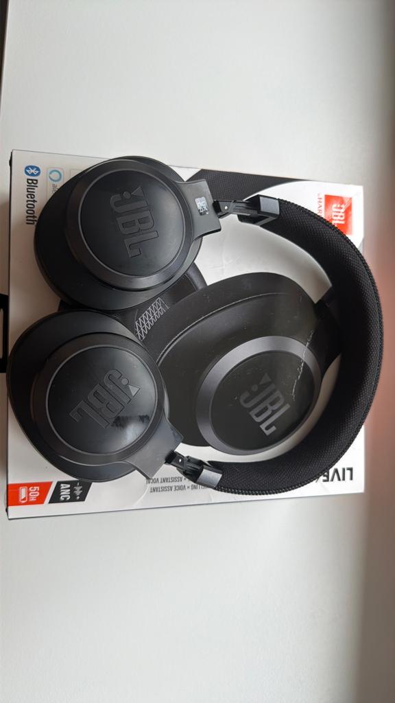 Jbl koptelefoon live 660 nc, Audio, Tv en Foto, Koptelefoons, Ophalen of Verzenden, Zo goed als nieuw, Overige merken