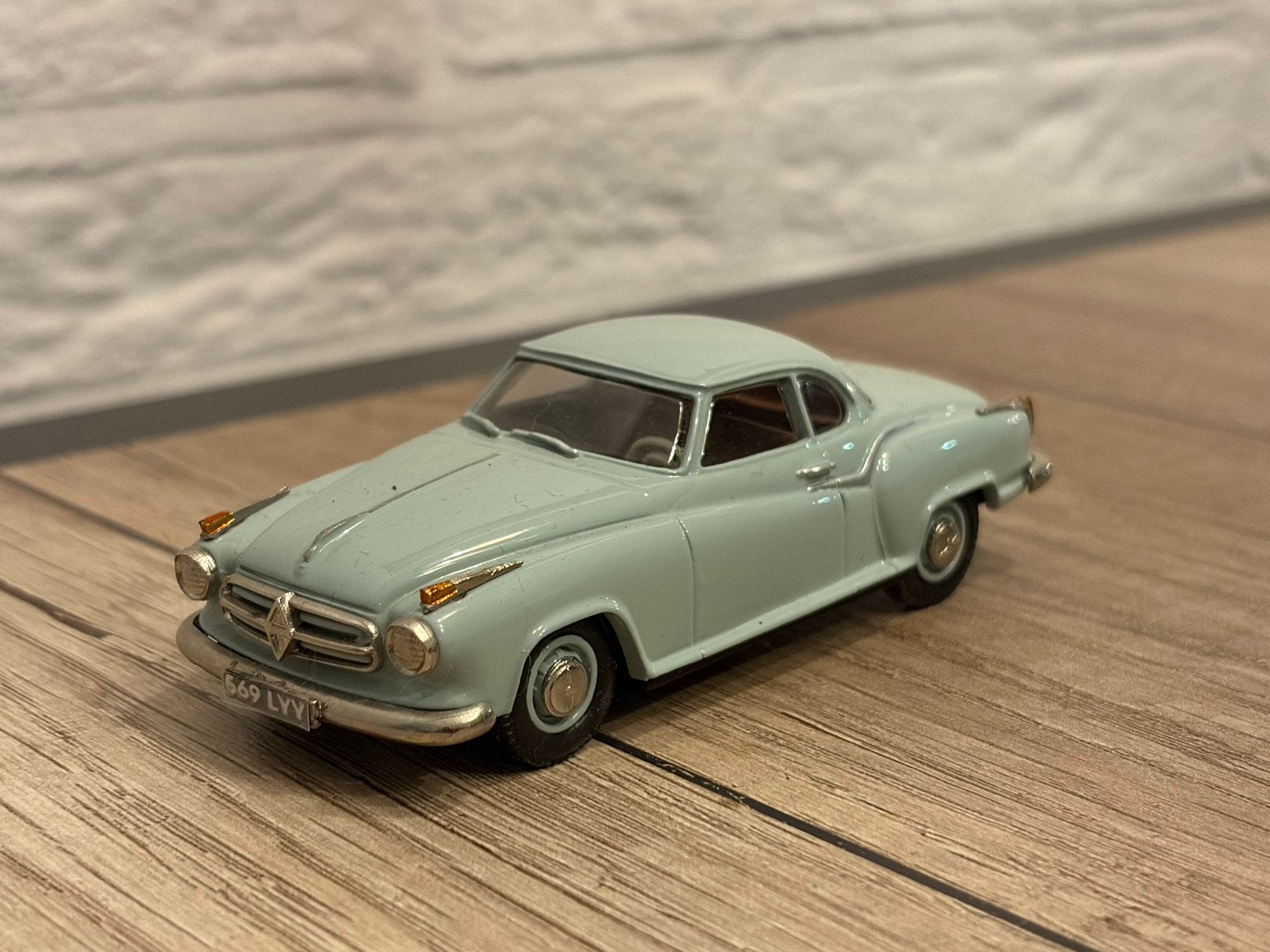 Pathfinder Models PFM CC2 Borgward Isabella Coupe 1959 1:43, Ophalen of Verzenden, Zo goed als nieuw, Auto, Overige merken