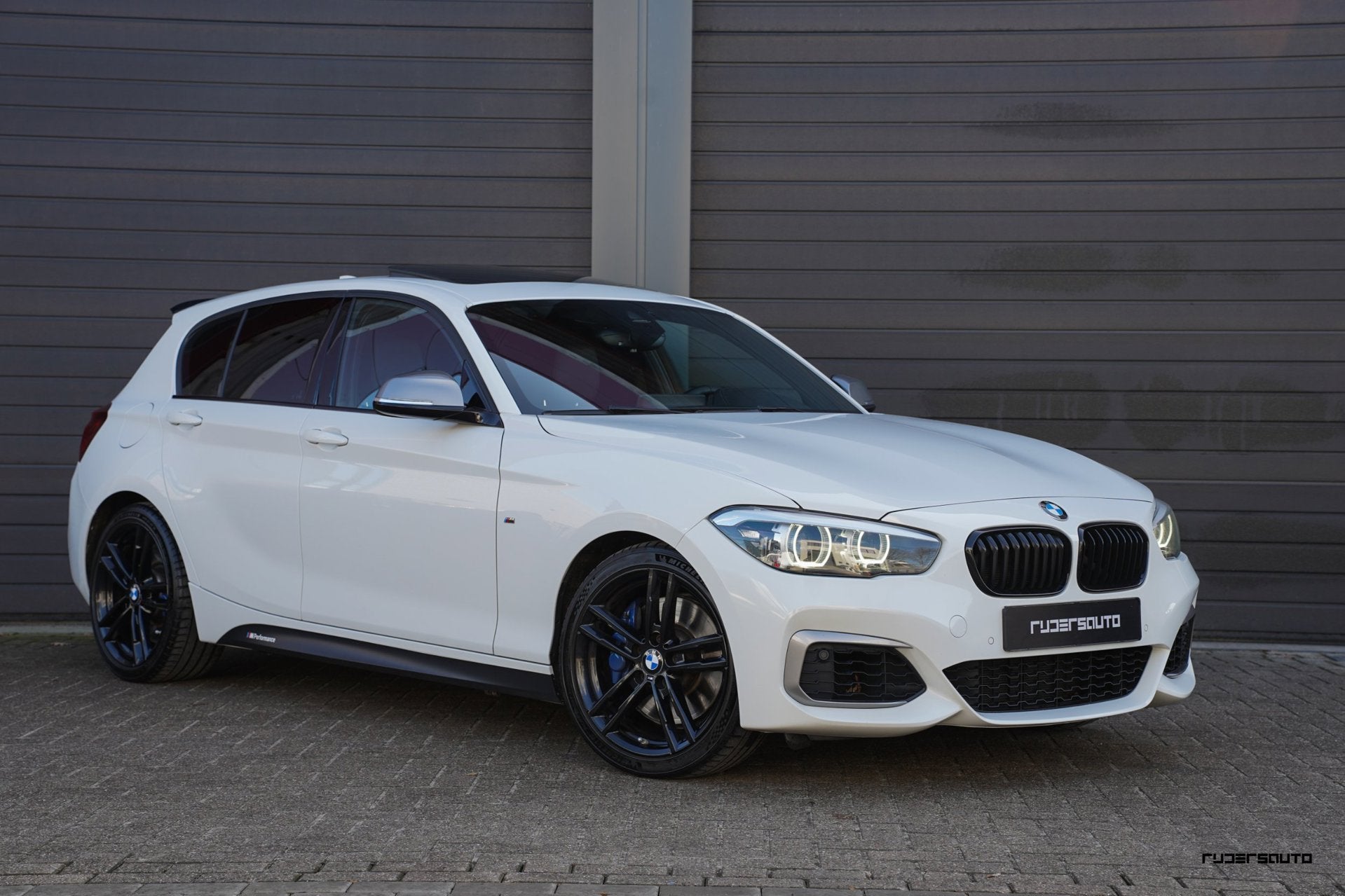 BMW 1-serie M140i LCI2 | Schuifdak | Navi Pro | 719M | M Spo, Auto's, Dealer onderhouden, Achterwielaandrijving, Gebruikt, Bedrijf