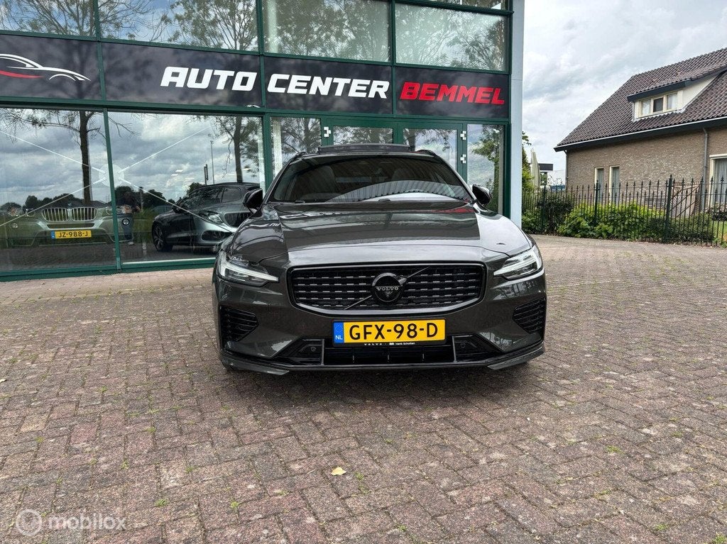 Volvo V60 2.0 T6 Recharge AWD R-Design Trekhaak, Auto's, Volvo, Gebruikt, 750 kg, 5 stoelen, Automaat