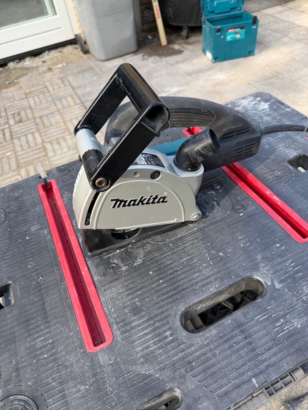 Foto 3 van Makita SG1251J Muurfrees - nieuw gekocht op 08-05-26 met bon