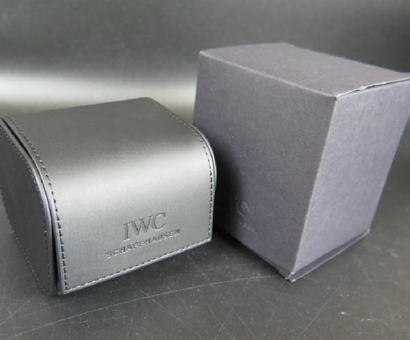 IWC travel/service case leer, Ophalen of Verzenden, Zo goed als nieuw, 11 inch, Bescherming voor- en achterkant