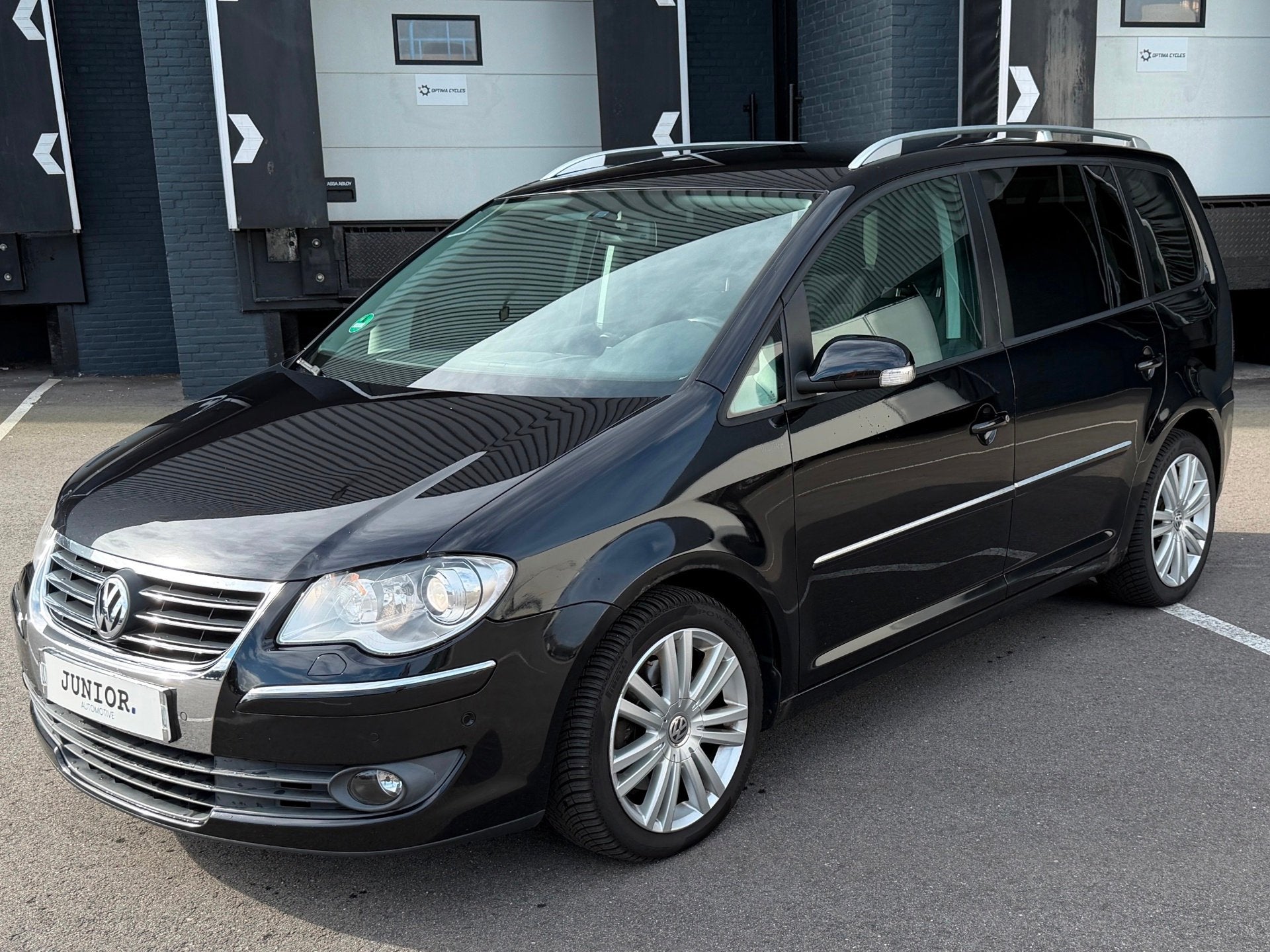 Volkswagen TOURAN 1.4 TSI Highline DSG/7PERSOONS/APPLECARPLA, Stof, Gebruikt, Zwart, 4 cilinders