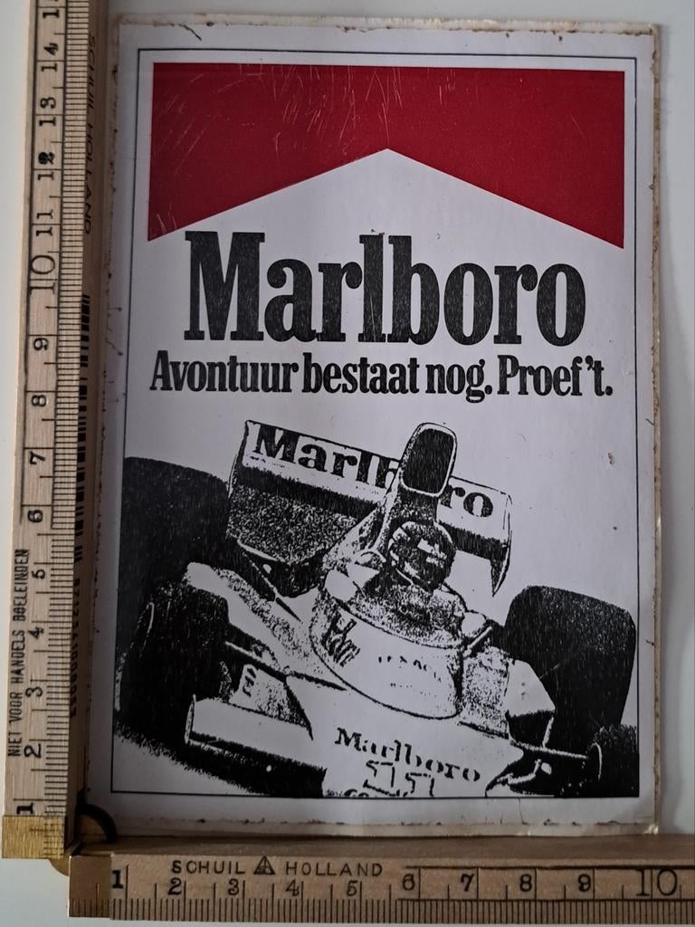 Vintage sticker Marlboro avontuur bestaat nog Proef 't, Verzamelen, Stickers, Ophalen of Verzenden, Zo goed als nieuw