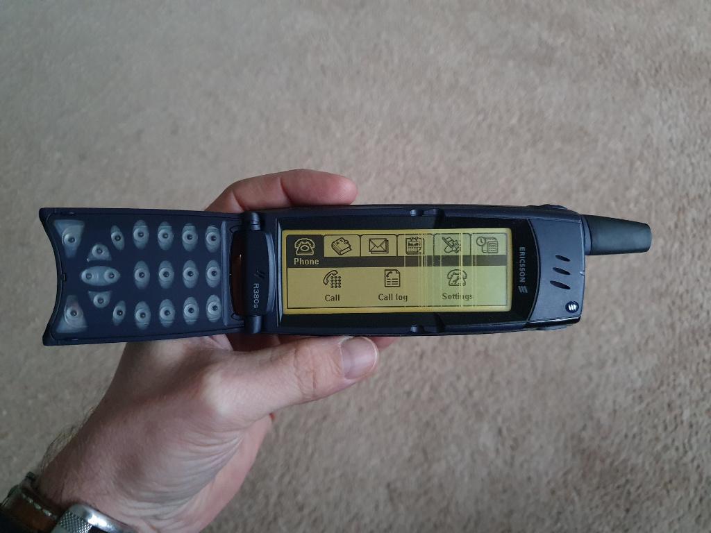 Ericsson R380S - unieke touch gsm, Telecommunicatie, Pda's, Ophalen of Verzenden, Gebruikt