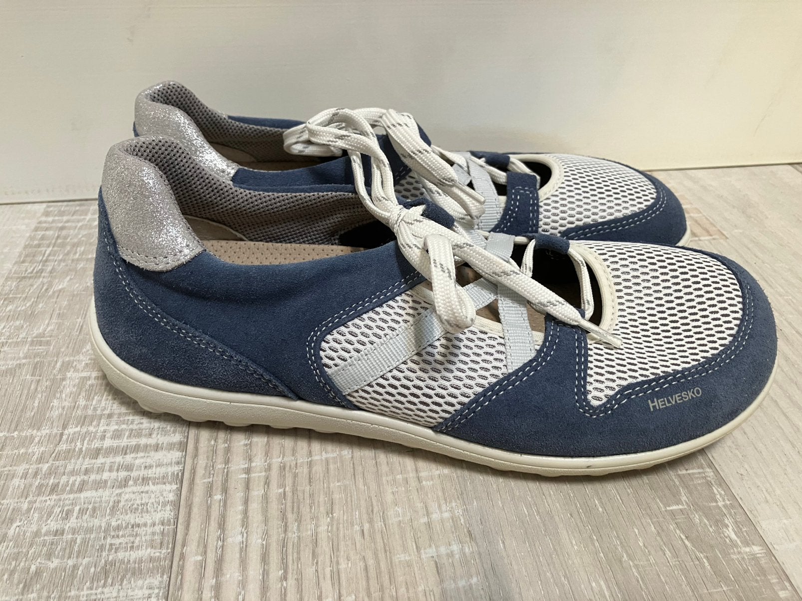 Helvesko zomerschoenen maat 39D izgst tbv Dorcas, Blauw, Ophalen of Verzenden, Sneakers of Gympen, Zo goed als nieuw