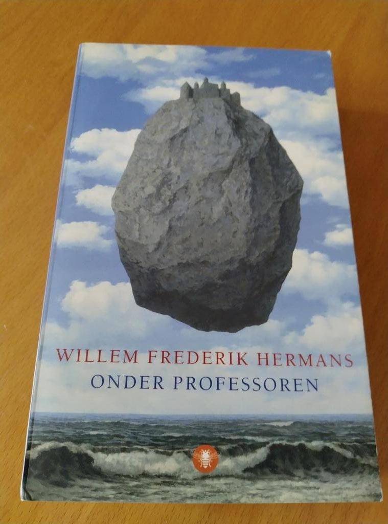 Willem Frederik Hermans - Onder Professoren, Ophalen of Verzenden, Gelezen, Willem Frederik Hermans, Nederland