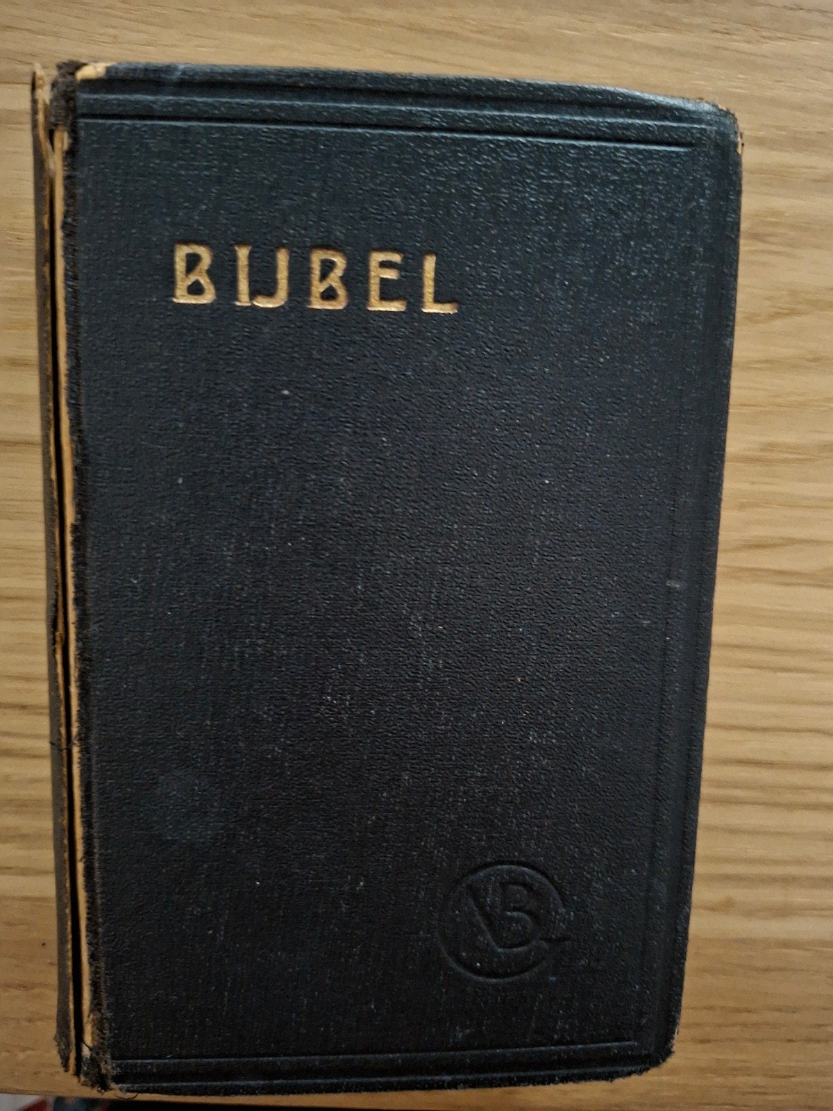 Antieke Bijbel met geborduurd bladwijzer - 1930, Antiek en Kunst, Ophalen of Verzenden, Staten-Generaal der Vereenigde Nederlanden