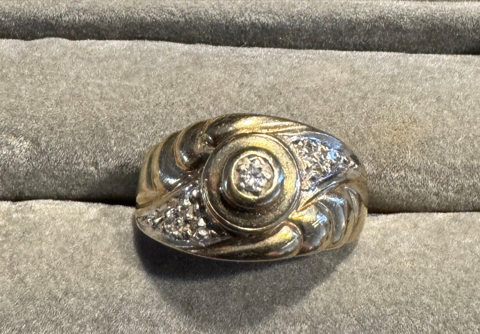 Gouden ring 14 karaat met briljante maat 17.5, Ophalen, Zo goed als nieuw, 17 tot 18, Met edelsteen