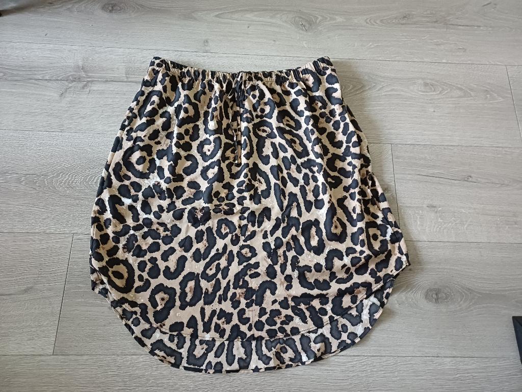 Nieuwstaat panterprint rok shein mt 3xl, Kleding | Dames, Rokken, Overige kleuren, Maat 46/48 (XL) of groter, Ophalen of Verzenden