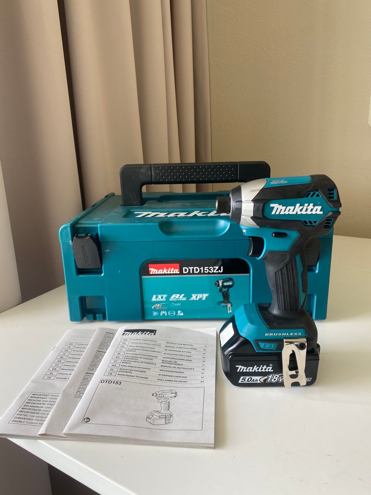 Nieuwe Makita DTD153ZJ 18V Slagschroevendraaier + Makpac, Ophalen of Verzenden, Zo goed als nieuw, Boor- en Schroefmachine