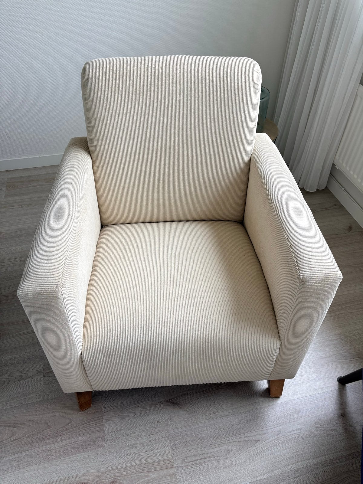Gratis afhalen Witte fauteuil - 72x72cm, Huis en Inrichting, Ophalen, Gebruikt, Minder dan 75 cm, Stof