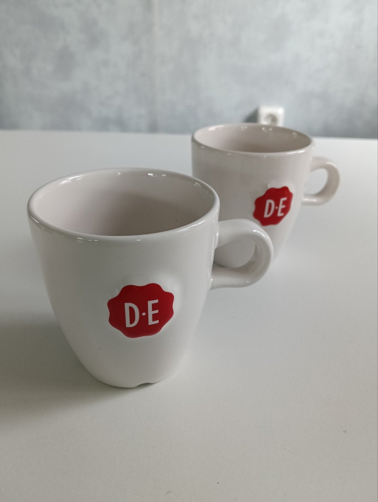 Twee DE mokken, Gebruikt, Ophalen of Verzenden, Overige stijlen, Kop(pen) en/of Schotel(s)