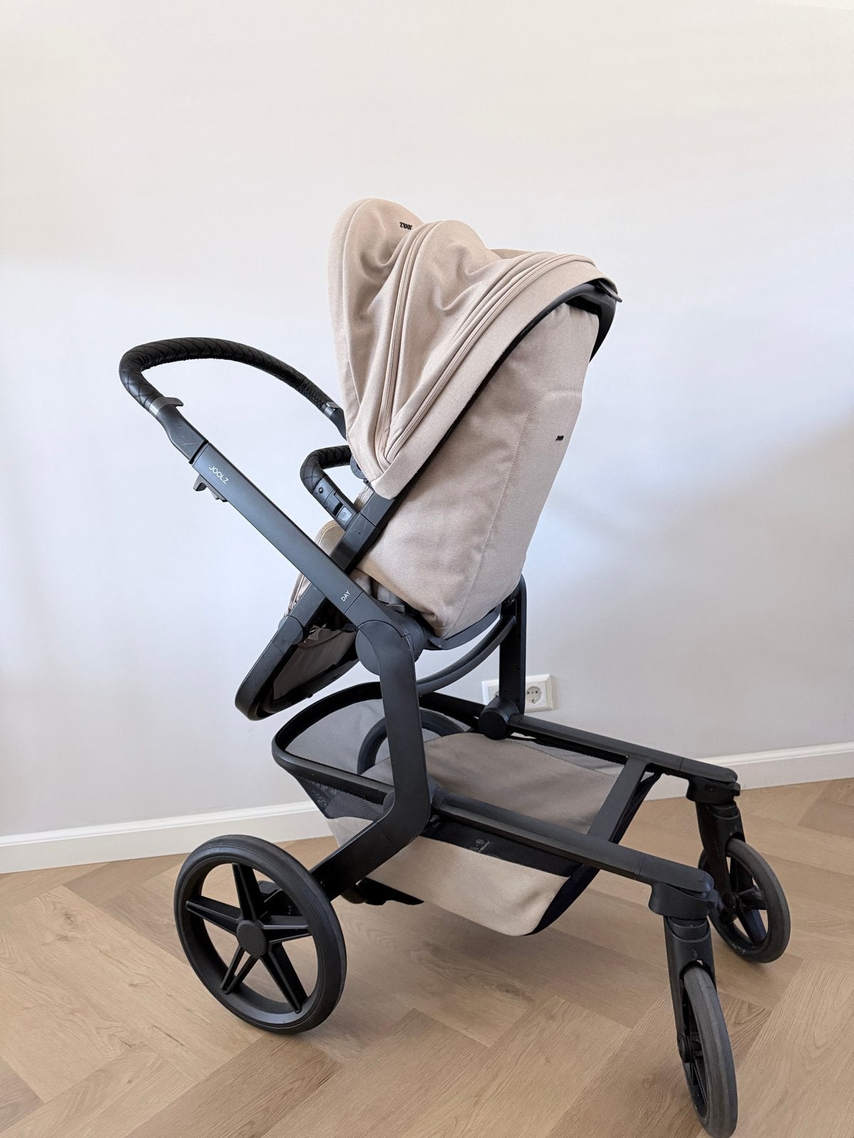 Joolz Day 5 limidit edition kinderwagen taupe 3 in 1, Combiwagen, Ophalen, Overige merken, Verstelbare duwstang