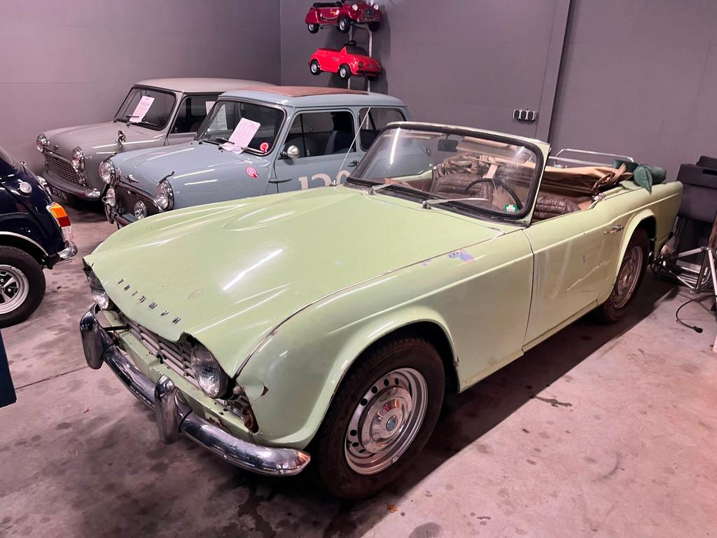 Triumph Tr4 Roadster, Auto's, Triumph, Bedrijf, Te koop, TR4, Open dak, Benzine, Cabriolet, Handgeschakeld, Origineel Nederlands