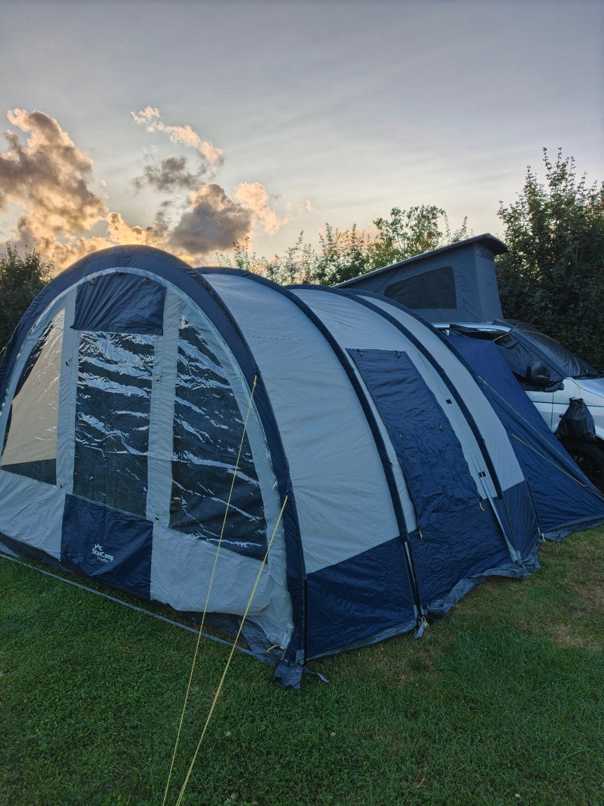 Starcamp Traveller bustent / drive away voortent bij camper, Caravans en Kamperen, Tenten, Ophalen of Verzenden, Gebruikt, Tot en met 2