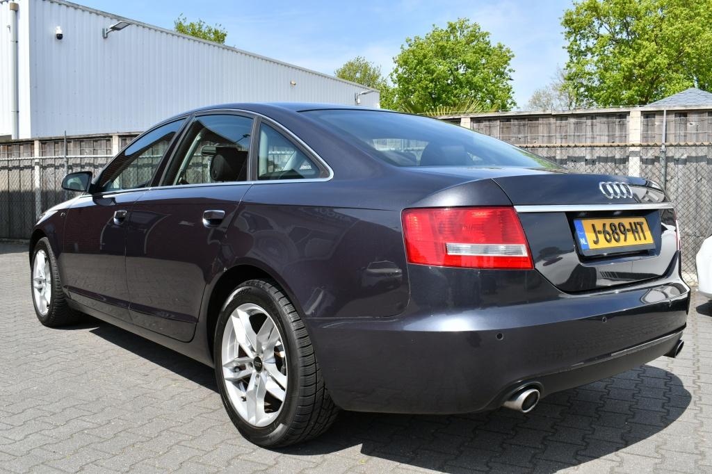 Audi A6 Limousine 2.4 V6 Nieuwe APK Clima | Stoelverwarming, Auto's, Audi, Stof, Gebruikt, Bedrijf, Handgeschakeld