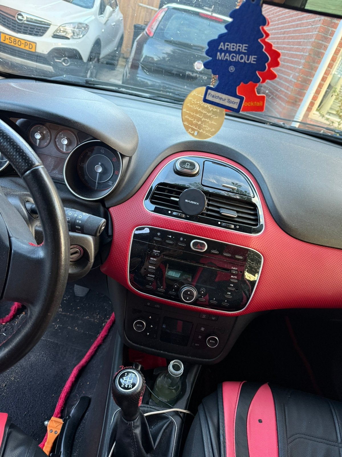 Fiat Punto 1.3 Multijet 62KW 3DR 2011 Zwart, Voorwielaandrijving, 4 cilinders, 400 kg, Zwart