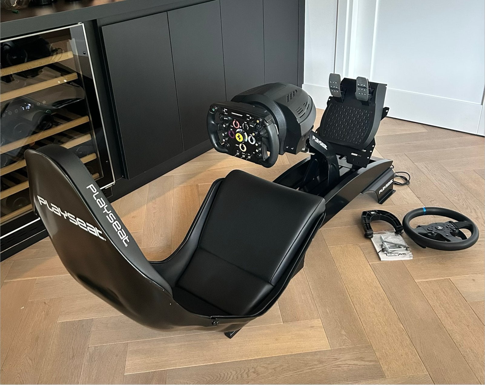 Playseat F1 + Thrustmaster T300 RS + F1 Add-on stuur, Ophalen, Zo goed als nieuw, Playseat of Racestoel, PlayStation 4