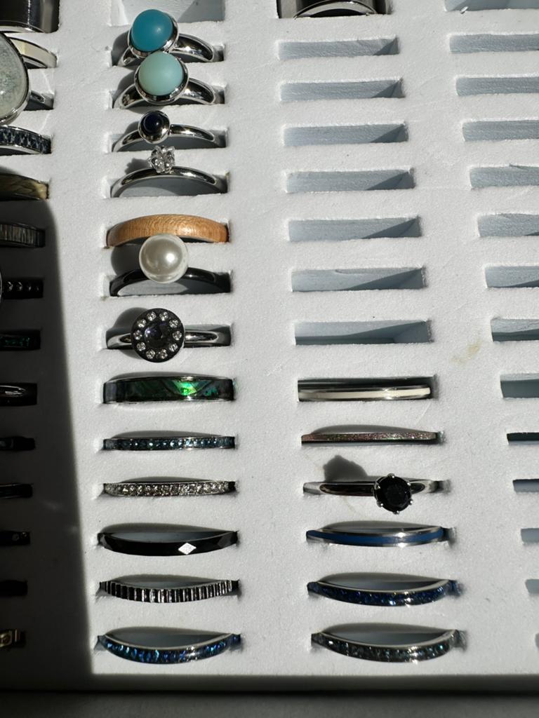 Ixxxi ringen maat 19, 19 tot 20, Ophalen of Verzenden, Zo goed als nieuw, Dame