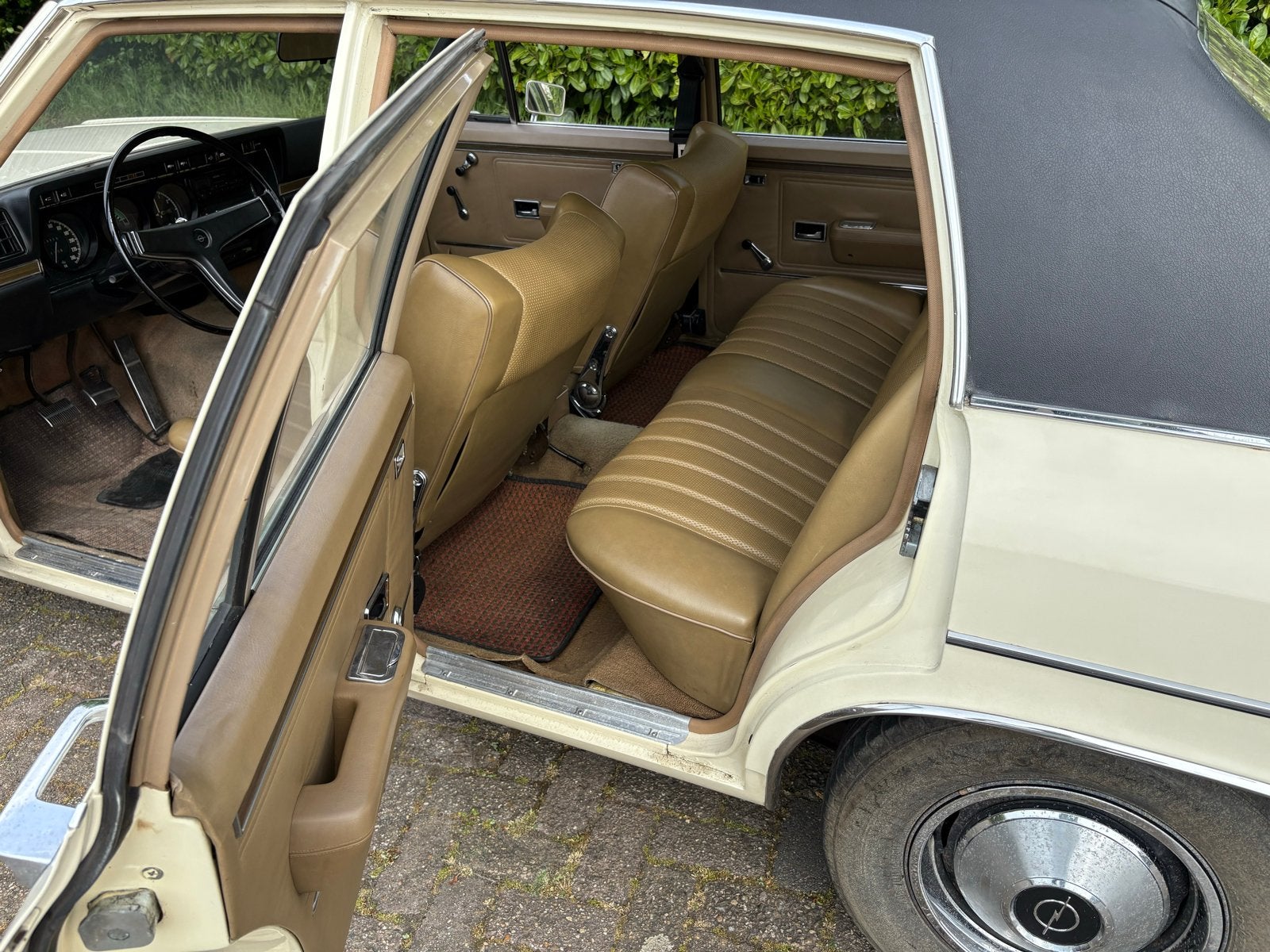 Opel Admiral 2.8 1970 Beige, foto 9