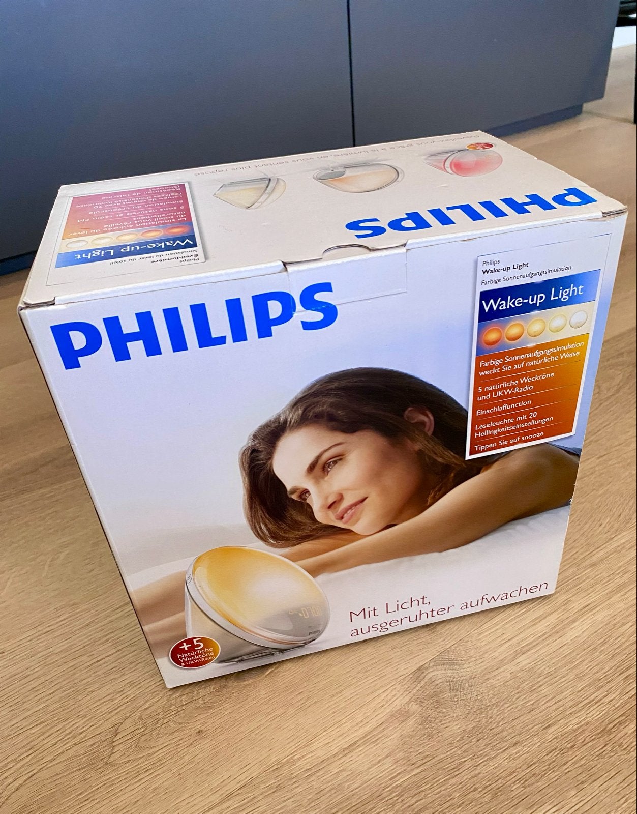 Philips Wake-up Light met gekleurde zonsopgangsimulatie, Ophalen of Verzenden, Zo goed als nieuw, Digitaal