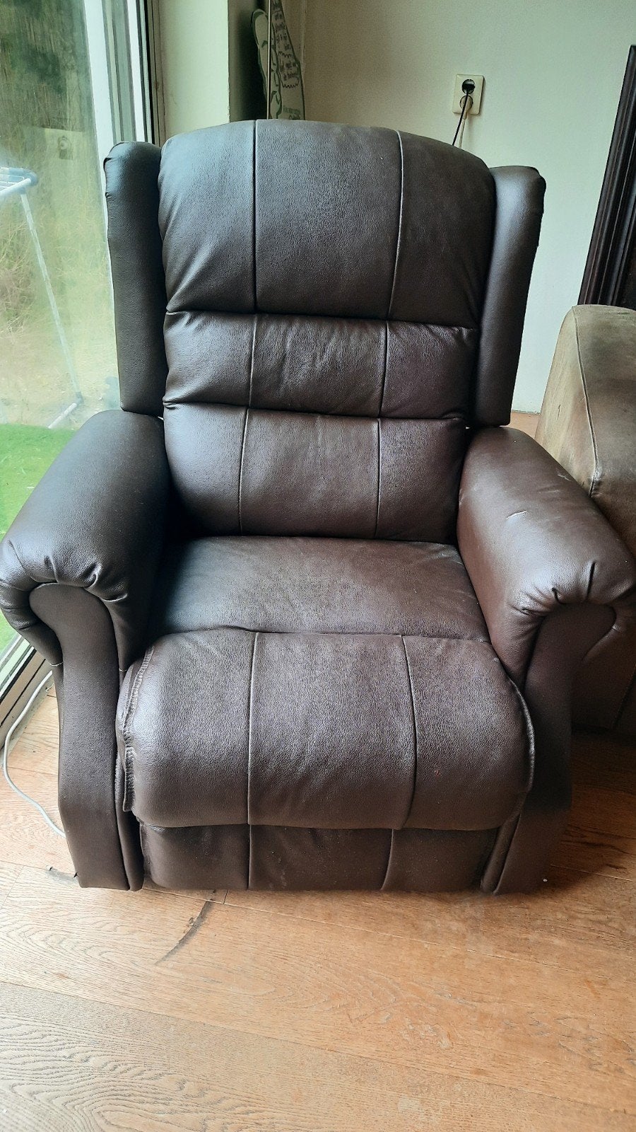 MOET WEG!! massage relaxstoel van glad leer, Ophalen, Gebruikt, Modern, Comfort, 75 tot 100 cm