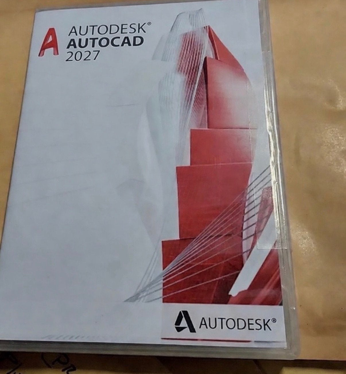 Autocad 2027 origineel exemplaar met permanente licentiecode, Ophalen of Verzenden, Zo goed als nieuw