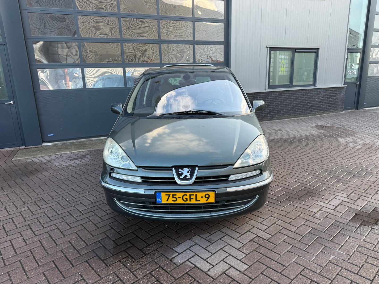 Peugeot 807 2.0 16V 2008 Grijs Climate Control 7 persoons, Auto's, Voorwielaandrijving, 4 cilinders, Bedrijf, Handgeschakeld