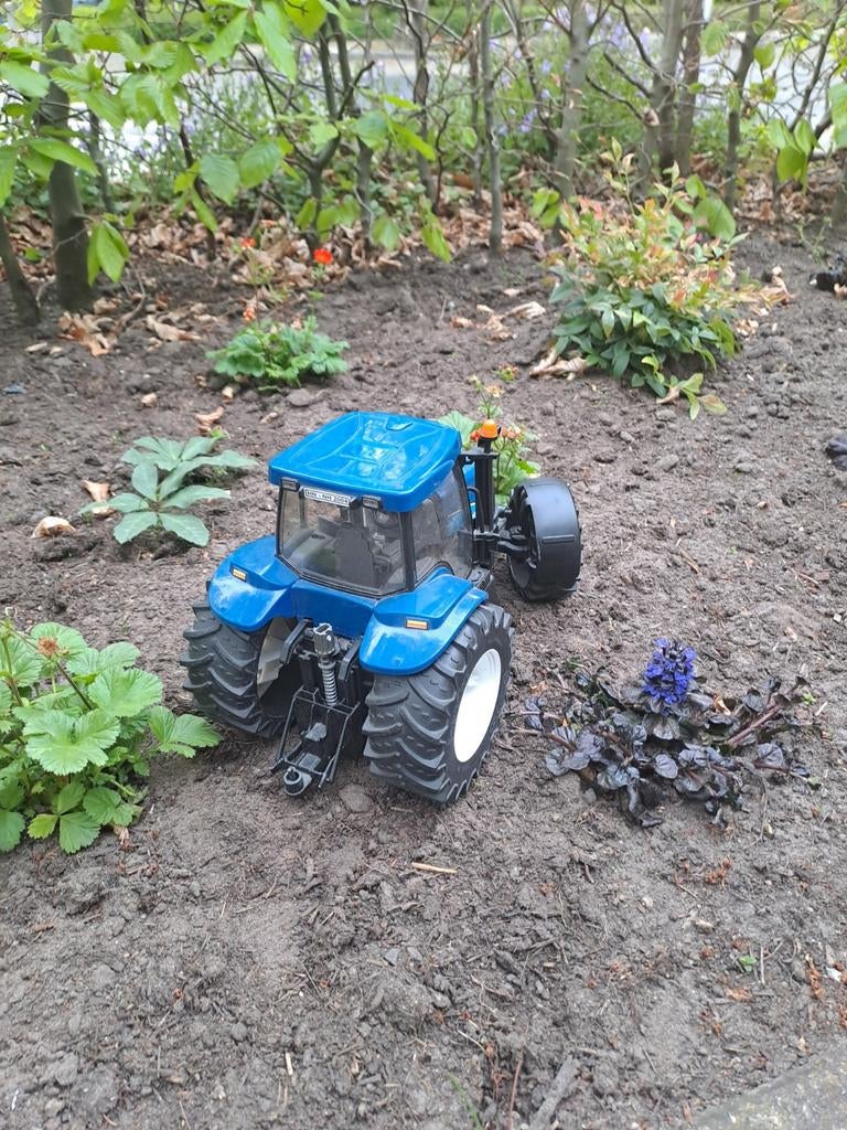 New Holland trekker - met kleine gebreken, Ophalen of Verzenden