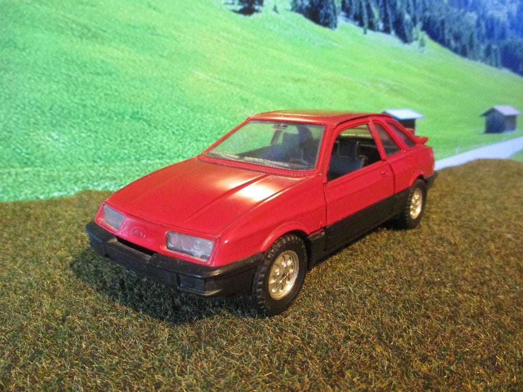 1:25 Ford Sierra XR4i - Polistil S-204, Ophalen of Verzenden, Gebruikt, Overige merken