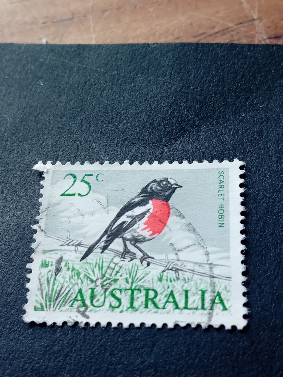 Australische postzegel 25c Scharlaken Roodborstje, Postzegels en Munten, Postzegels | Nederland, Ophalen of Verzenden, Na 1940