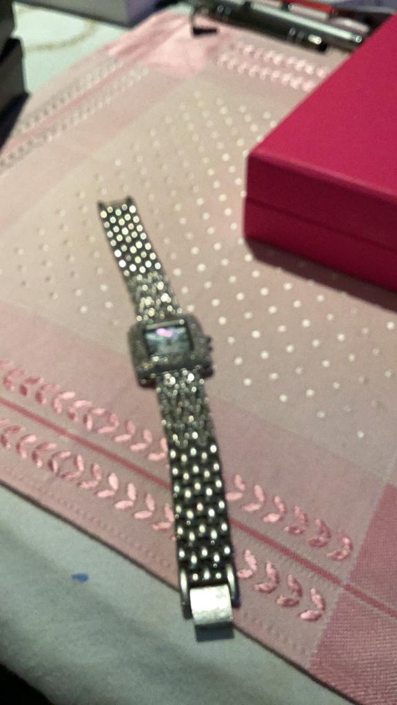 Armband horloge, Verzenden, Zo goed als nieuw