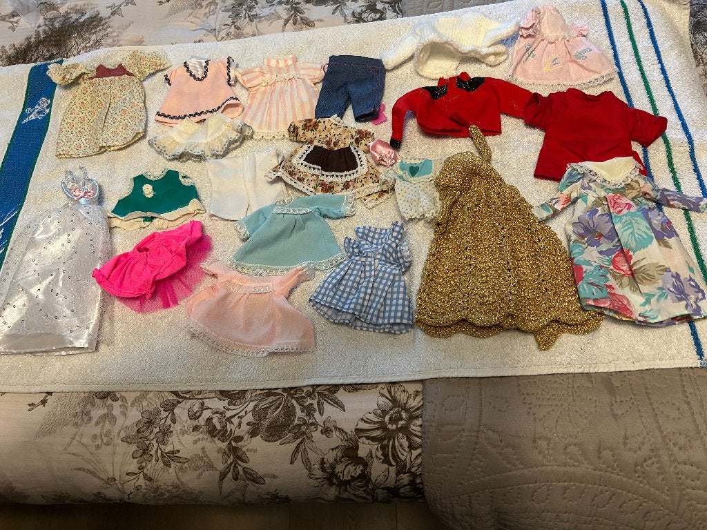 Kleertjes barbie/poppen, Kinderen en Baby's, Ophalen of Verzenden, Gebruikt, Barbie