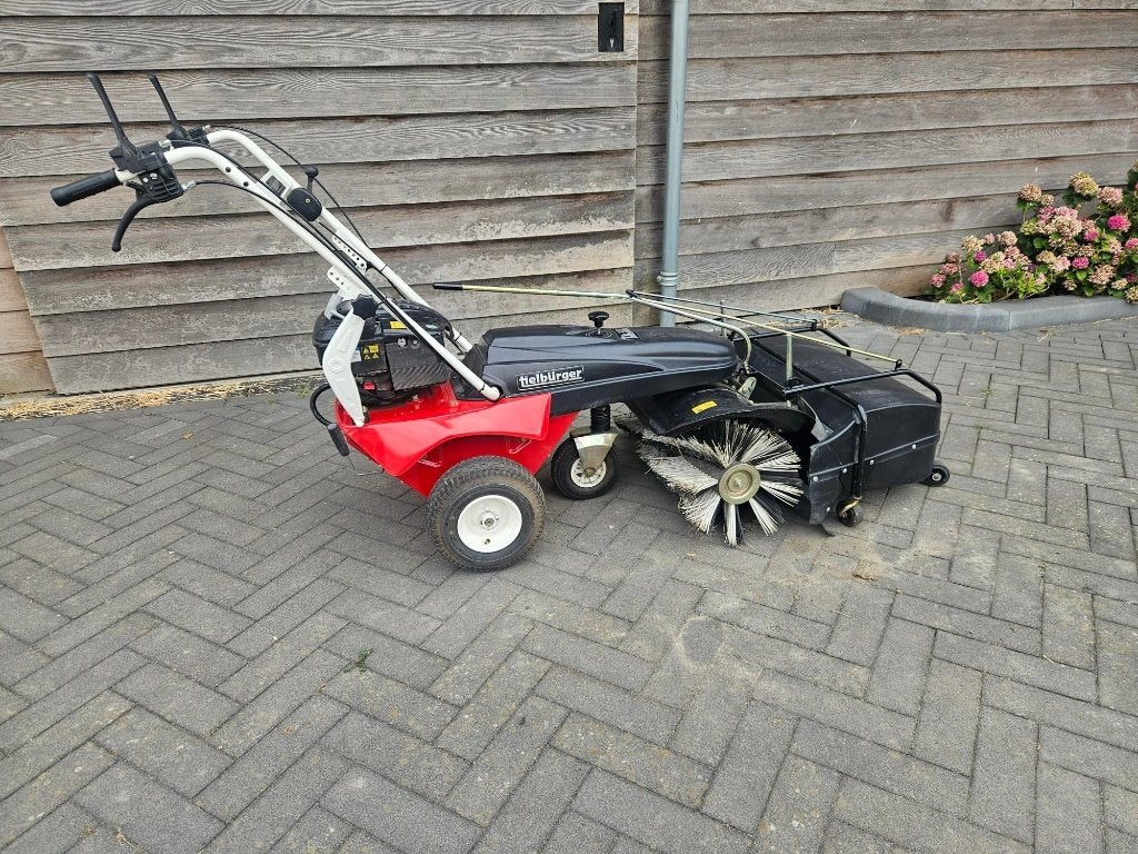 Tielburger TK38 Pro veegmachine met opvangbak, Ophalen