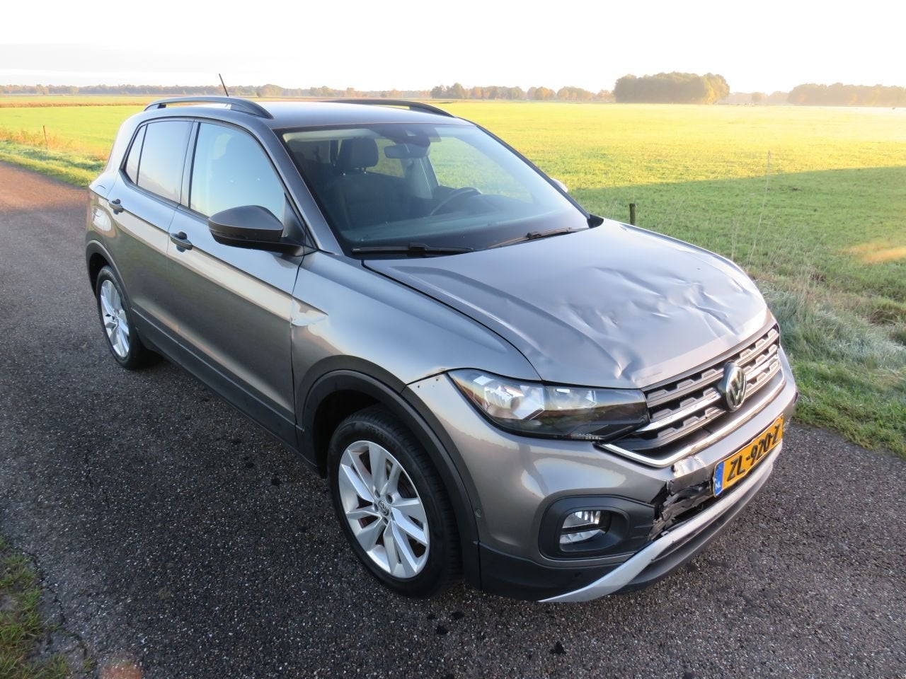 Volkswagen T-Cross 1.0 TSi Life 95pk Euro 6 Camera Navigatie, Auto diversen, Volkswagen, Volkswagen AG, Handgeschakeld, 999 cc