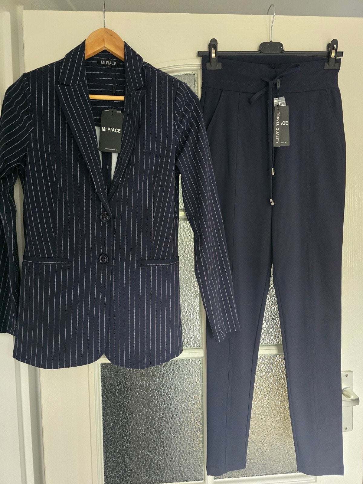 nieuwe set mi piace xs s donkerblauw krijtstreep, Ophalen of Verzenden, Nieuw, Maat 34 (XS) of kleiner, Blauw