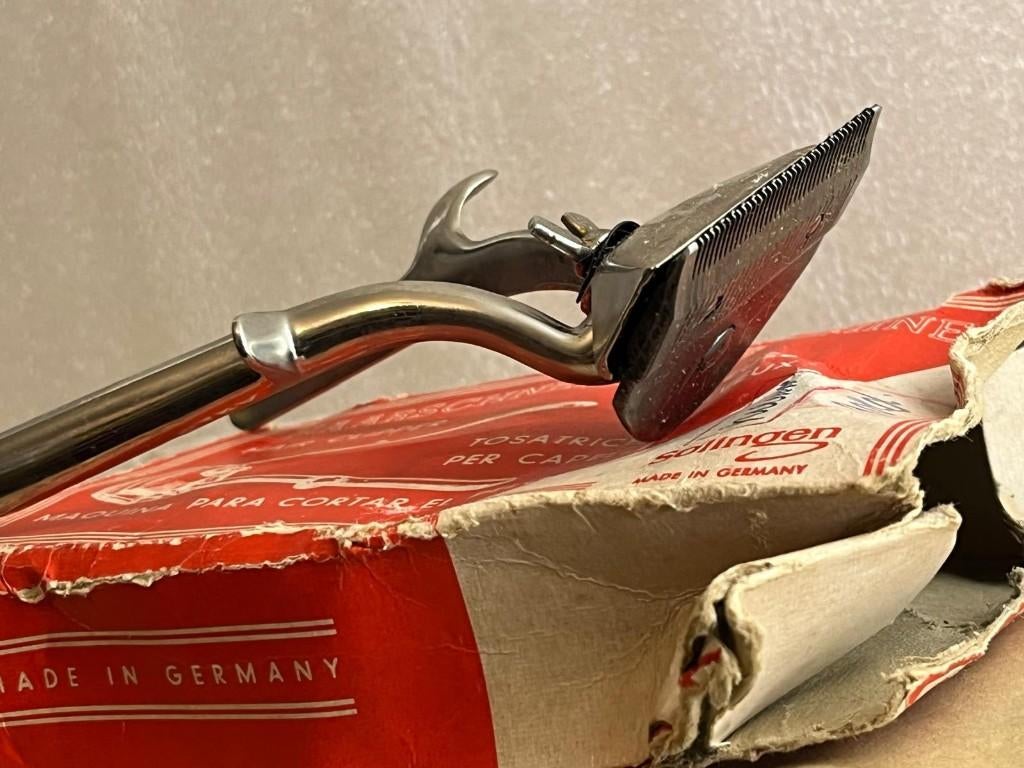 Solingen  vintage handmatige tondeuse uit Duitsland., Antiek en Kunst, Antiek | Gereedschap en Instrumenten, Ophalen of Verzenden