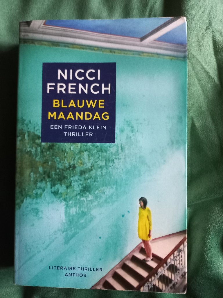 Meerdere titels door Nicci French., Ophalen of Verzenden, Gelezen
