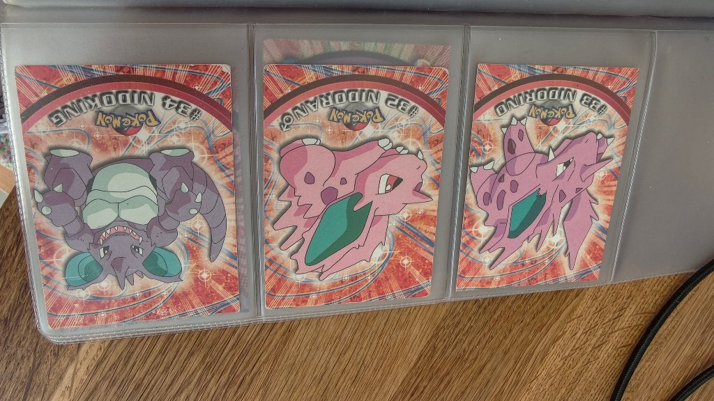 Pokémon Topps Verzameling / Binder (1999)53 kaarten/53 cards, Hobby en Vrije tijd, Verzamelkaartspellen | Pokémon, Verzenden, Zo goed als nieuw