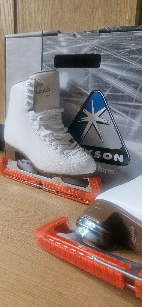 Jackson excel 39.5, Sport en Fitness, Schaatsen, Ophalen of Verzenden, Zo goed als nieuw, Kunstschaatsen, Overige merken