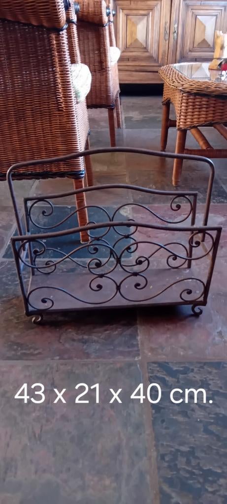 Oude brocante krantenbak., Antiek en Kunst, Ophalen of Verzenden