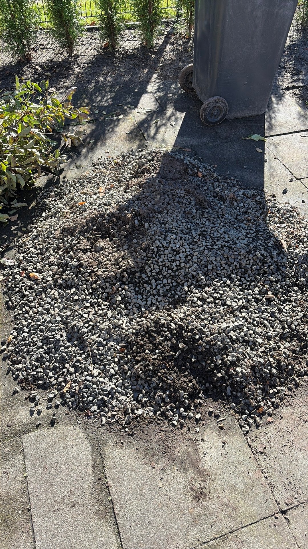 Gratis grind, Tuin en Terras, Ophalen, Zo goed als nieuw, Grijs